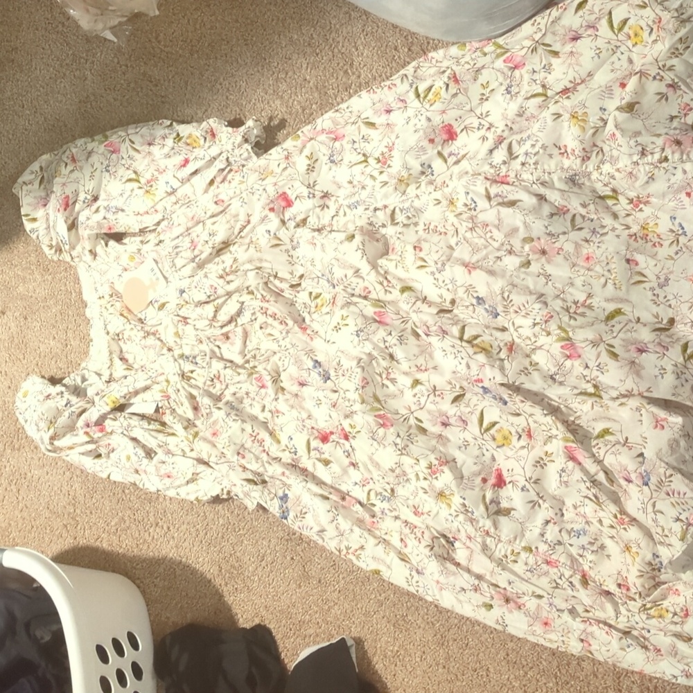 BNWT Selkie Wildflower kilborn Romantics  Size Small - Picture 4 of 5